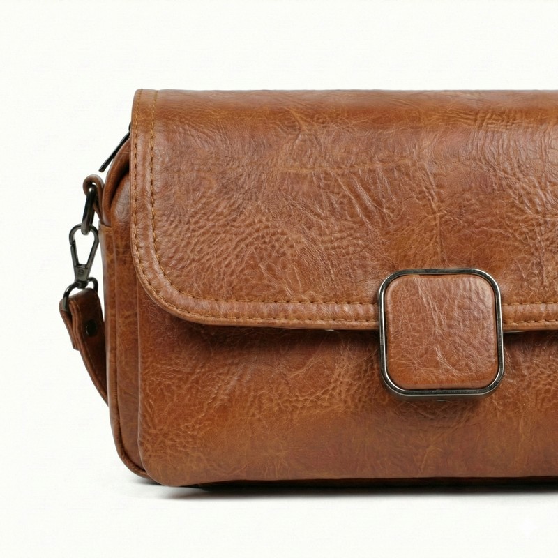 شنطة كروس جلد إيطالي مستورد هافان مقاس 15×24